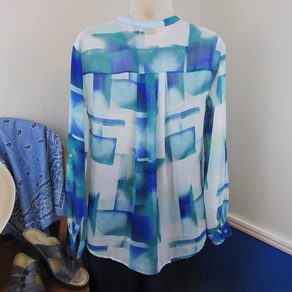 A.N.A Hi-Low Tunic Long Sleeve Roll-Tab Blouse - Picture 7 of 11